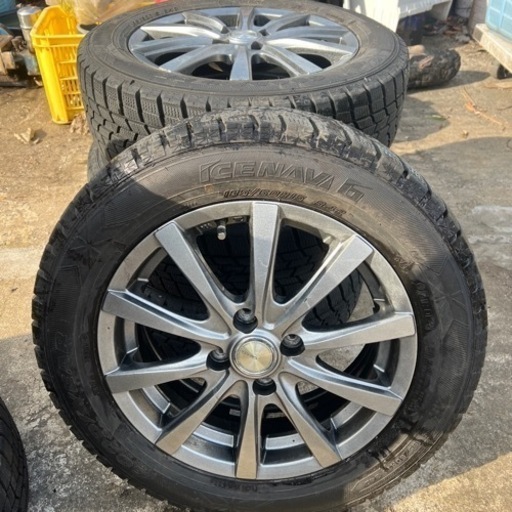 GOODYEARスタッドレスタイヤ4本セート