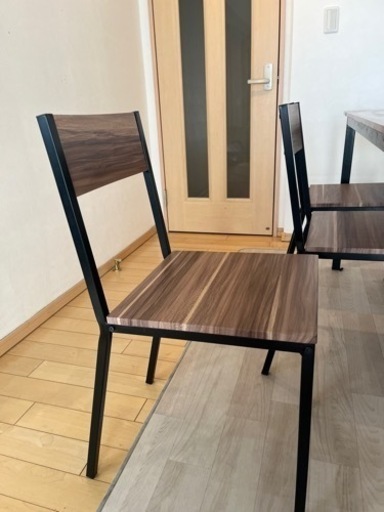 ダイニングテーブル　椅子セット