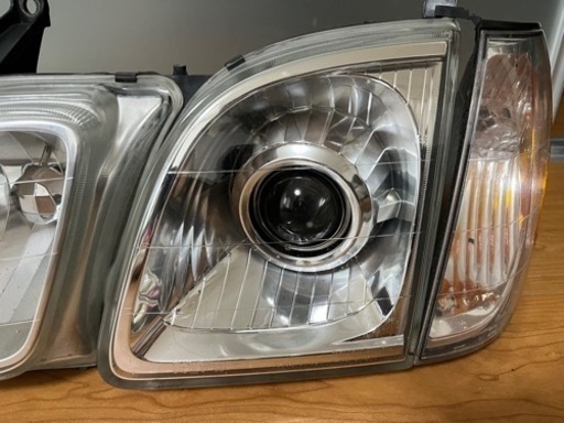 LX470純正ヘッドライト