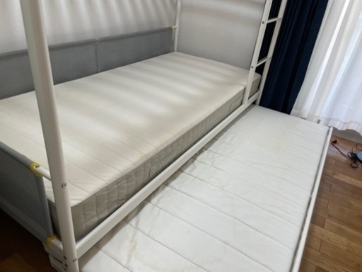 IKEA VITVAL 二段ベッド　+エキストラと専用マットレス2枚