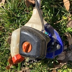 【無料で差し上げます】草刈り機　ジャンク　部品取りにの画像