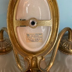 壁吊り下げ照明　2つの画像