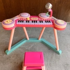 子供用の電子ピアノ　あげます