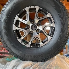 スタッドレスタイヤ新品　デリカd5 