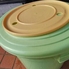 漬物桶　落し蓋付きの画像