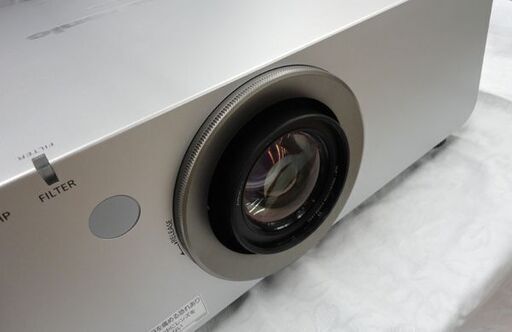 パナソニック 業務用 1チップDLP方式プロジェクター PT-DW640S 2014年製 ランプ使用1109/1109時間 リモコン付