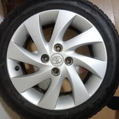 トヨタ純正タイヤホイールの画像