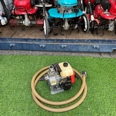 🌷【農機具】エンジンポンプ花の水やり/汲上げ 2サイクル【耕運機/農機具 地域最大台数!販売＆買取アールワン田川】の画像