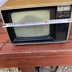 昭和　レトロ　ブラウン管テレビ