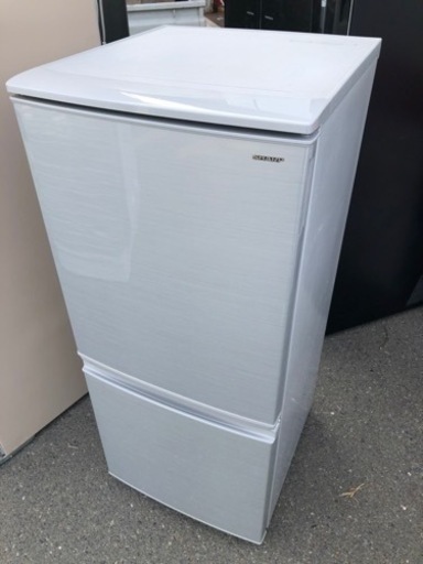 北九州市内配送無料　保証付き　 2018年製SHARP SJ-D14D-S [冷蔵庫 (137L・つけかえどっちもドア) 2ドア シル