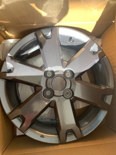 新品同様　新車取り外しホイール　15インチ