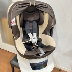 エールべべ　チャイルドシート