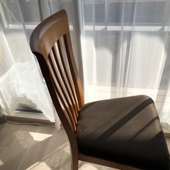 ダイニングチェア　イタリア製中古。の画像