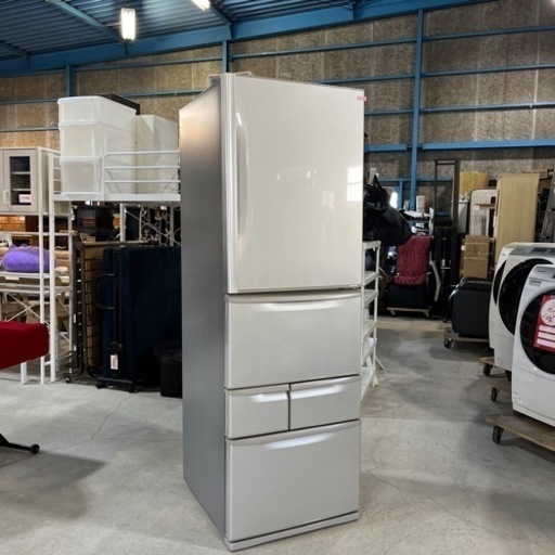 ☆激安5ドア!!☆ 動作確認済 TOSHIBA 冷凍冷蔵庫 424L GR-C42N 2010年