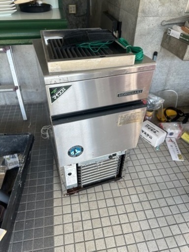 【取引者決定済み】引き取り限定 業務用 製氷機 動作確認済み