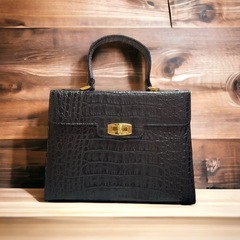 【高級感】クロコ型押し　ハンドバッグ　ブラック　ゴールド金具