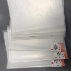 B4クリアポケットファイル　小学受験　絵の保管用　14プラス2冊