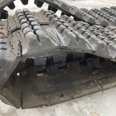 クローラー　230-72-40 除雪機 ヤナセの画像