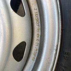 ホンダ用　182/70r14 スタッドレスタイヤ　ブリヂストンVRXの画像