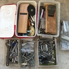 【終了】大工道具一式(かんな釘カッターレンチサンダー刃等
