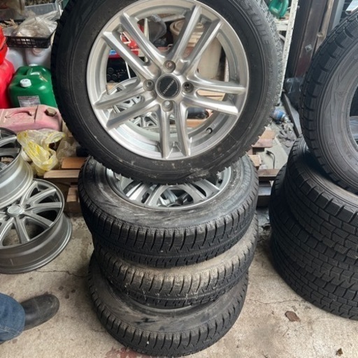 スタッドレスタイヤ4本セート