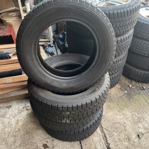 スタッドレスタイヤのみ 4本セート