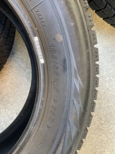 ブリヂストン　VRX2 スタッドレスタイヤ４本セット　185/65R15