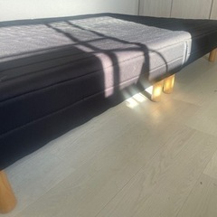 足つきマットレス　ベッド　セミダブルの画像