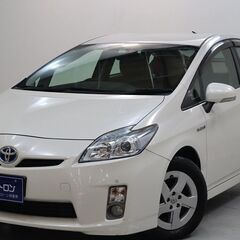 燃費のいい人気のお車！！遠出、普段使いオールマイティーに使えます！！！