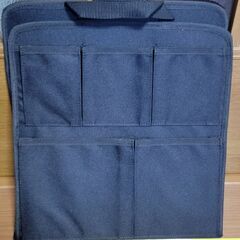 折りたたみバッグ。の画像