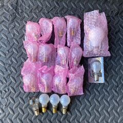 電球　E17口金：17個　E26口金：1個