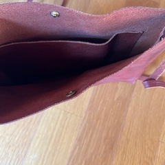 手作りレザーバックの画像