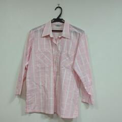 【取引先決定】レディース　服　クリーニング済　ピンク　シャツ　