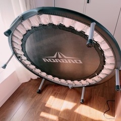 お取引先決定！【美品、数回使用のみ】トランポリン　黒　おうちトレーニング　ダイエット の画像