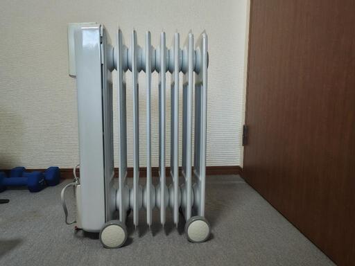 オイルヒーター。届けします！【値段交渉受けます】