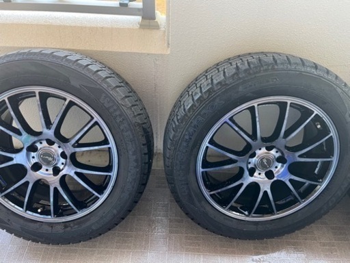 お取引中　18インチ スタッドレス タイヤホイール ハリアー RAV4等