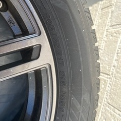 スタッドレスタイヤの画像