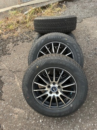 レオニスホイール、ピレリ冬タイヤ(プリウス、インプレッサなどに)