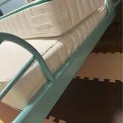 シングルベット　伸び縮む可能の画像