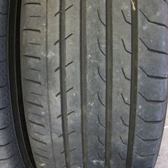 ヨコハマ　BluEarth-RV RV03　205/65R15　2022年製　中古２本の画像
