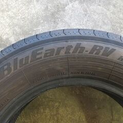 ヨコハマ　BluEarth-RV RV03　205/65R15　2022年製　中古２本の画像