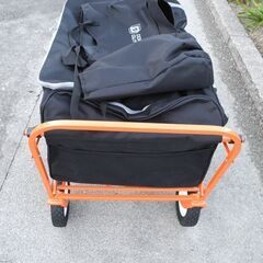 観音寺 アウトドアに！ キャンプに！ 仕事の荷物運びに！ DOD ボストンバッグワゴン 120L 未使用品中古扱いの画像