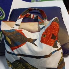 バンドメイド購入品　魚柄のカラフルな手提げの画像