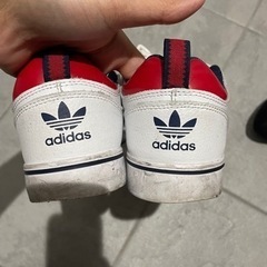 adidas スニーカー 24.5 の画像