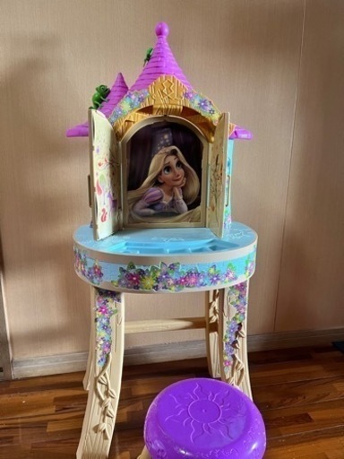 【美品】ディズニープリンセス 塔の上のラプンツェル プリンセスドレッサー