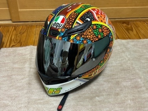 AGV バイク　フルフェイス　ヘルメット（Lサイズ）