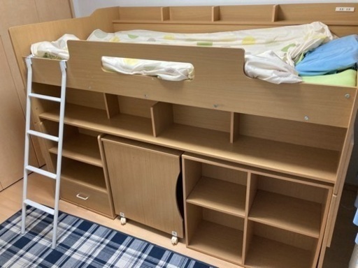 〜決まりました〜　机付きベッド