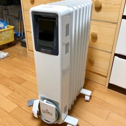 [極美品]2019年Dimplex オイルフリーヒーターB04 ホワイト 製品一覧 | Dimplex【ディンプレックス】公式サイト