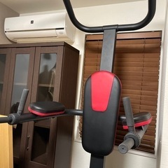 懸垂 懸垂マシン 懸垂器具 ぶら下がり 筋トレ 健康器具 チンニングの画像