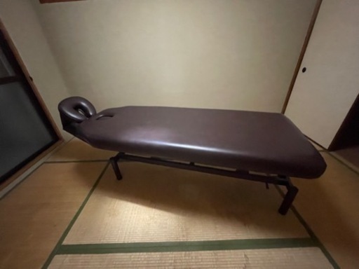 マッサージベッド